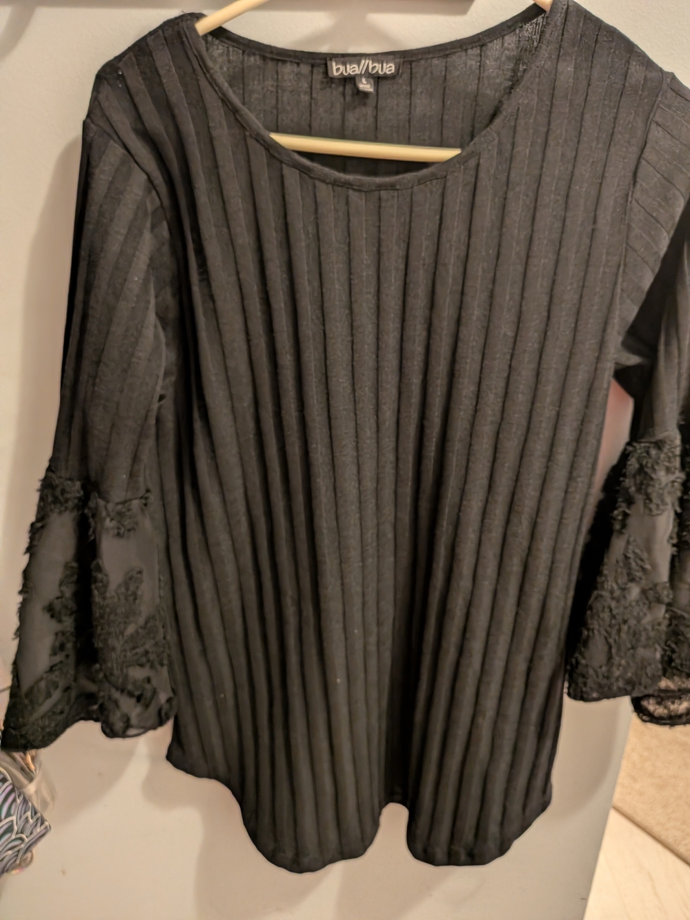 Black Ribbed Top with Lace Bell Sleeves - Picture 4 of 6